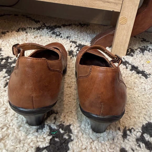 Earth Spirit Tan Leather Mary Jane Comfort Block Heels Size 8 1/2 - Picture 4 of 5